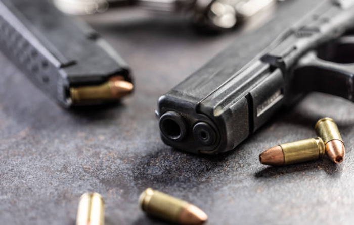 Dois homens são presos com armas de fogo durante abordagem em Coronel Fabriciano