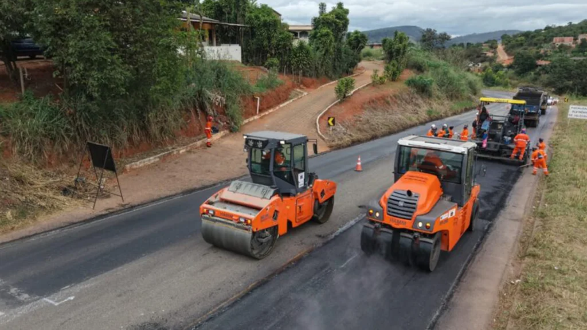 Obras e manutenção mobilizam equipes em diversos trechos da BR-381 até o fim da semana