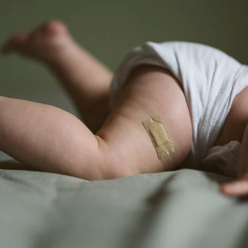 MP recorre à Justiça para obrigar pais a vacinarem filha de seis meses que ainda não recebeu doses obrigatórias