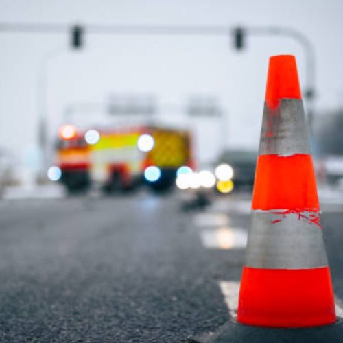 Colisão frontal entre caminhão e carro na BR-381 em Nova Era mobiliza equipes de resgate