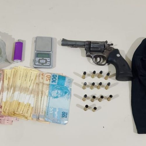 Operação policial apreende drogas e prende suspeitos em Coronel Fabriciano